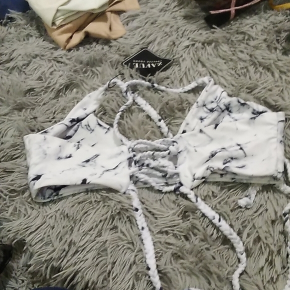 White Black Marble Swirl Bikini - Picture 5 of 5